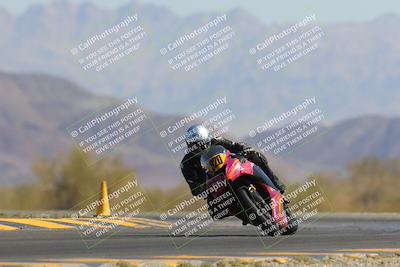 media/Apr-09-2023-SoCal Trackdays (Sun) [[333f347954]]/Turn 14 (1015am)/